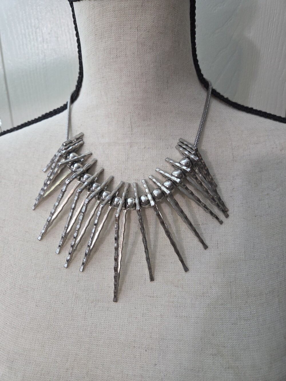 brutalist spikey industrial necklace silver tone edgy bold 16in